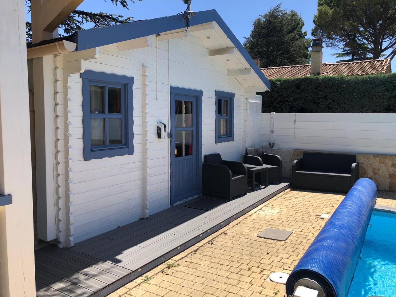 Chalet Mont Ventoux Et Chalet Vip Camaret-sur-Aigues Номер фото